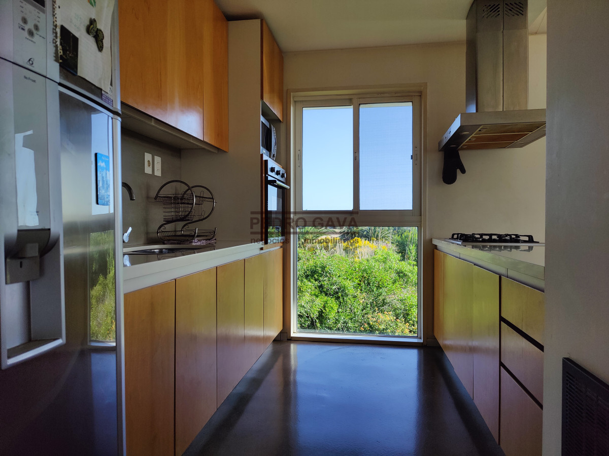 Casa ID.294 - Tu refugio soñado en Balneario Las Flores, a pasos de la playa y con vista al mar