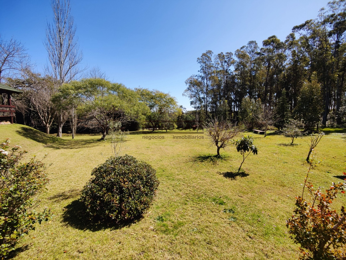 Casa ID.194 - Entre sierras y mar, Chalet de calidad a la venta en Balneario Bella Vista, Piriapolis.