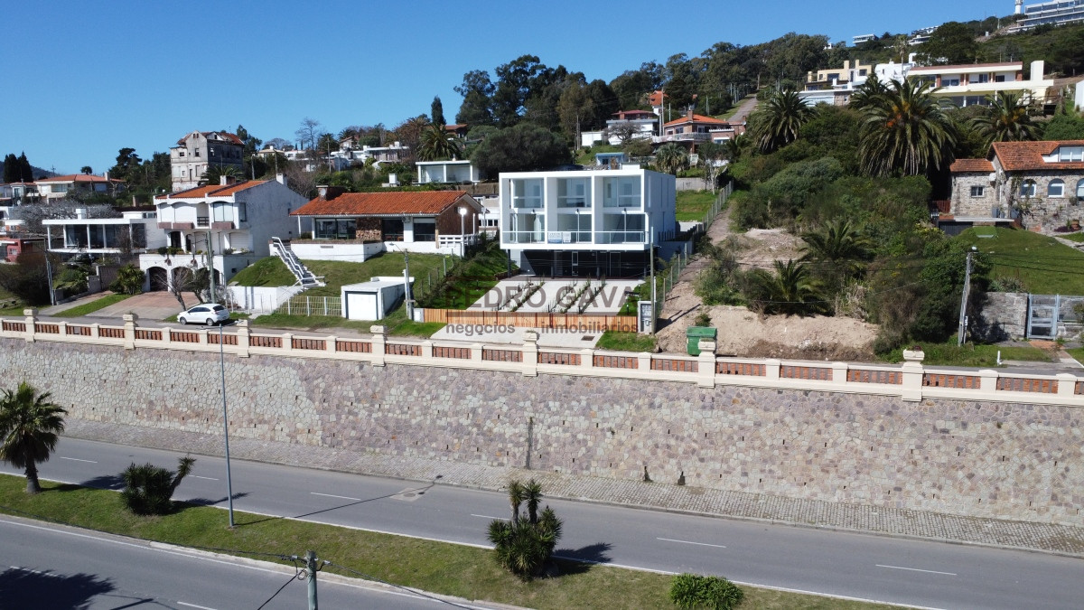Casa ID.186 - Casa en venta a estrenar en Piriapolis, Residencias ALTAMAREA, un nuevo horizonte de exclusividad !!
