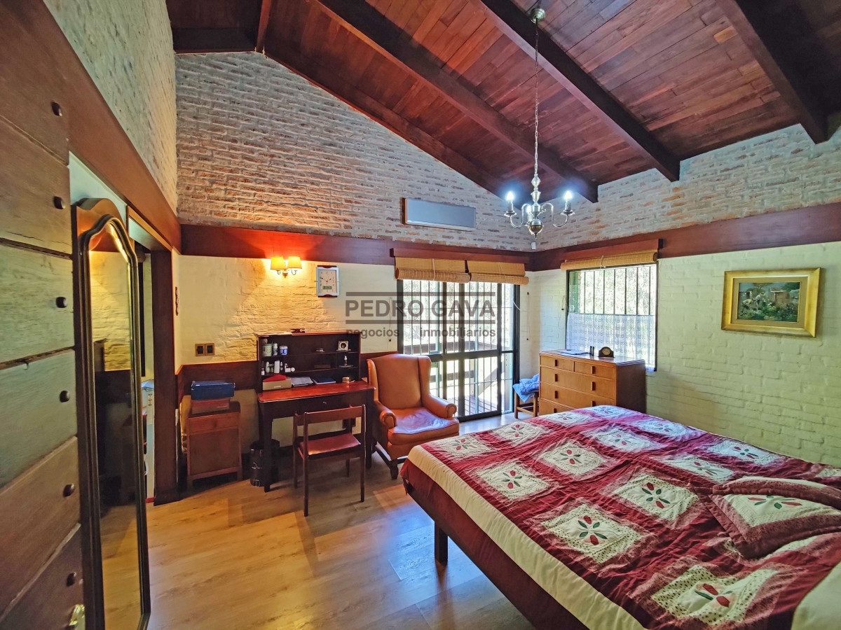 Casa ID.194 - Entre sierras y mar, Chalet de calidad a la venta en Balneario Bella Vista, Piriapolis.