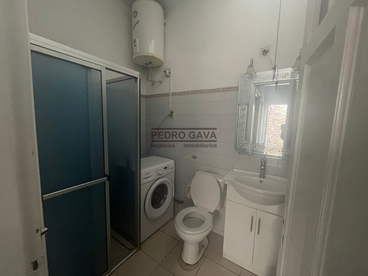 Casa ID.284 - Casa PH en Mercado Modelo