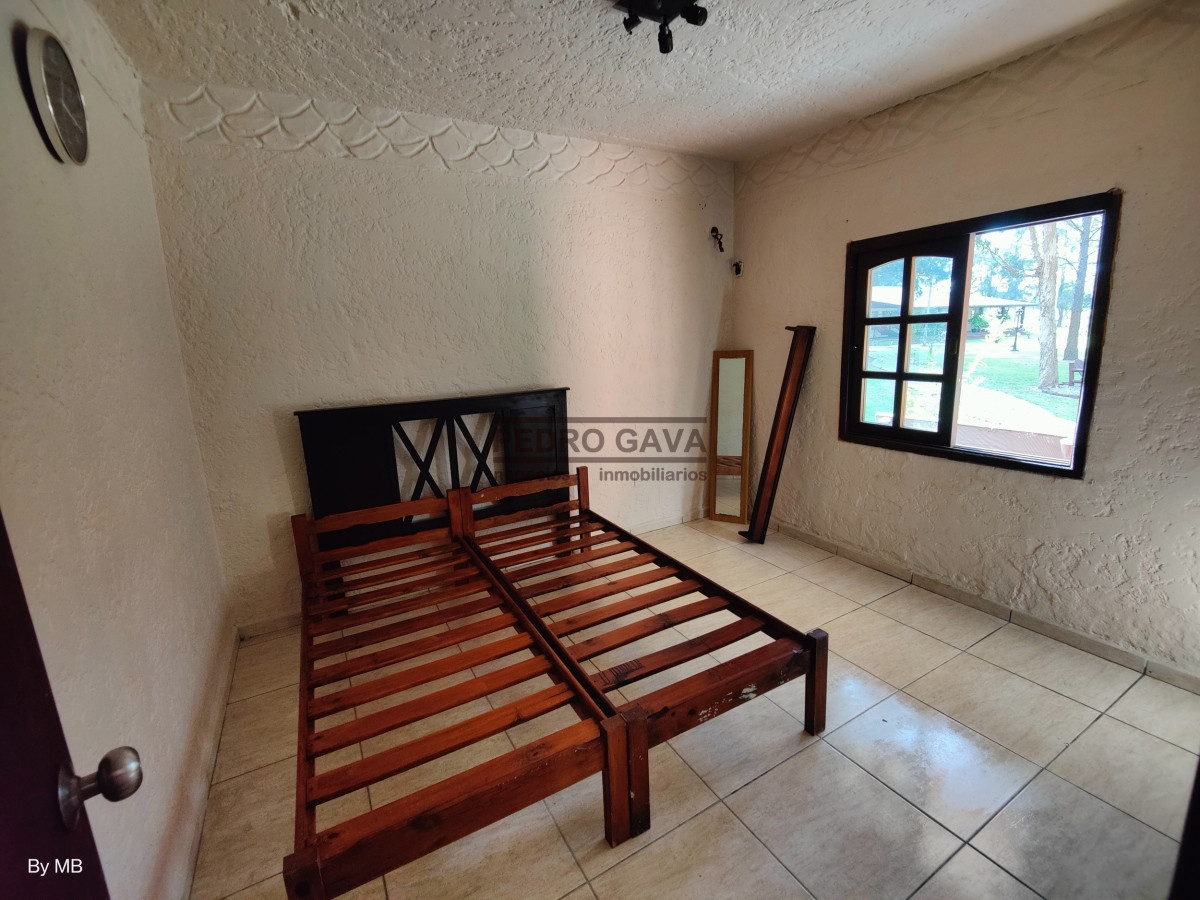 Casa ID.217 - Piriapolis, Exclusiva casa quinta en venta a 1000 metros de la playa