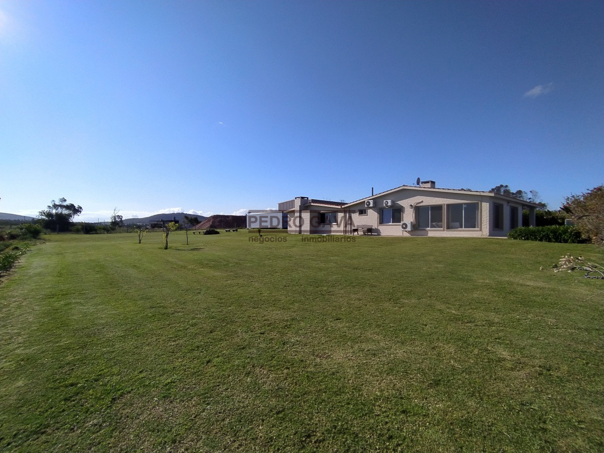 Casa ID.14 - Casa en venta en Punta Negra a metros del mar.-