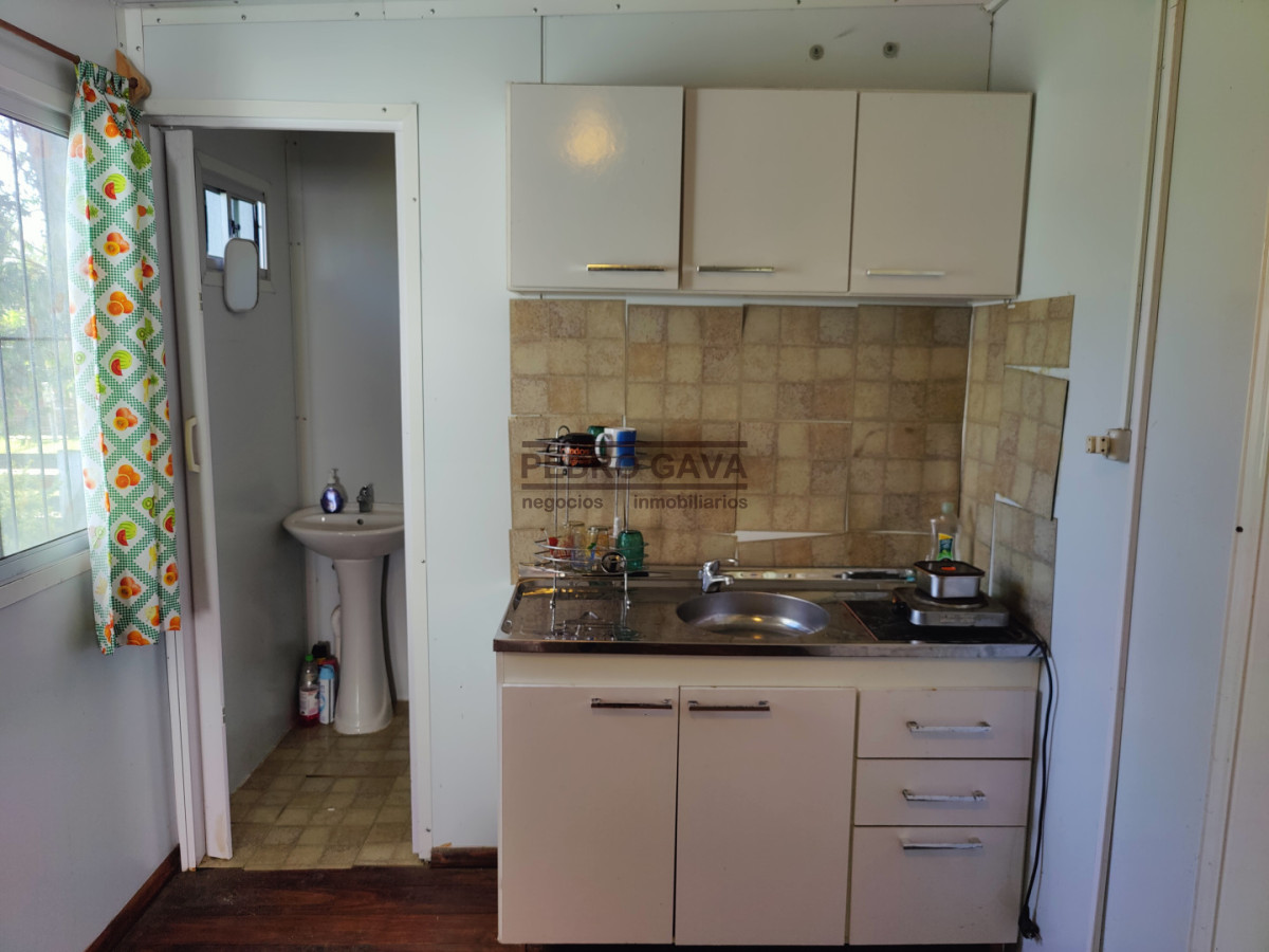 Casa ID.332 - Oportunidad imperdible en Playa Hermosa: dos unidades y gran potencial