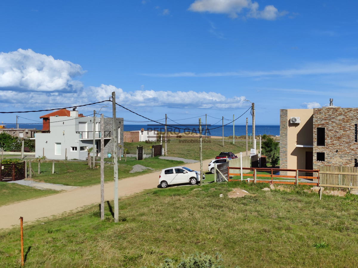 Casa ID.352 - Casa en Punta Negra a 150 m del mar, con quincho independiente y piscina