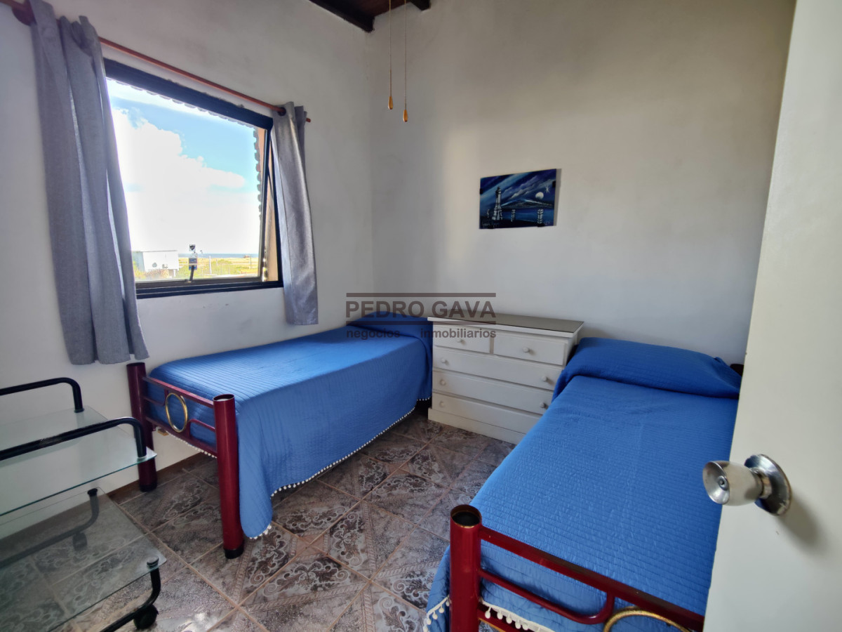 Casa ID.352 - Casa en Punta Negra a 150 m del mar, con quincho independiente y piscina