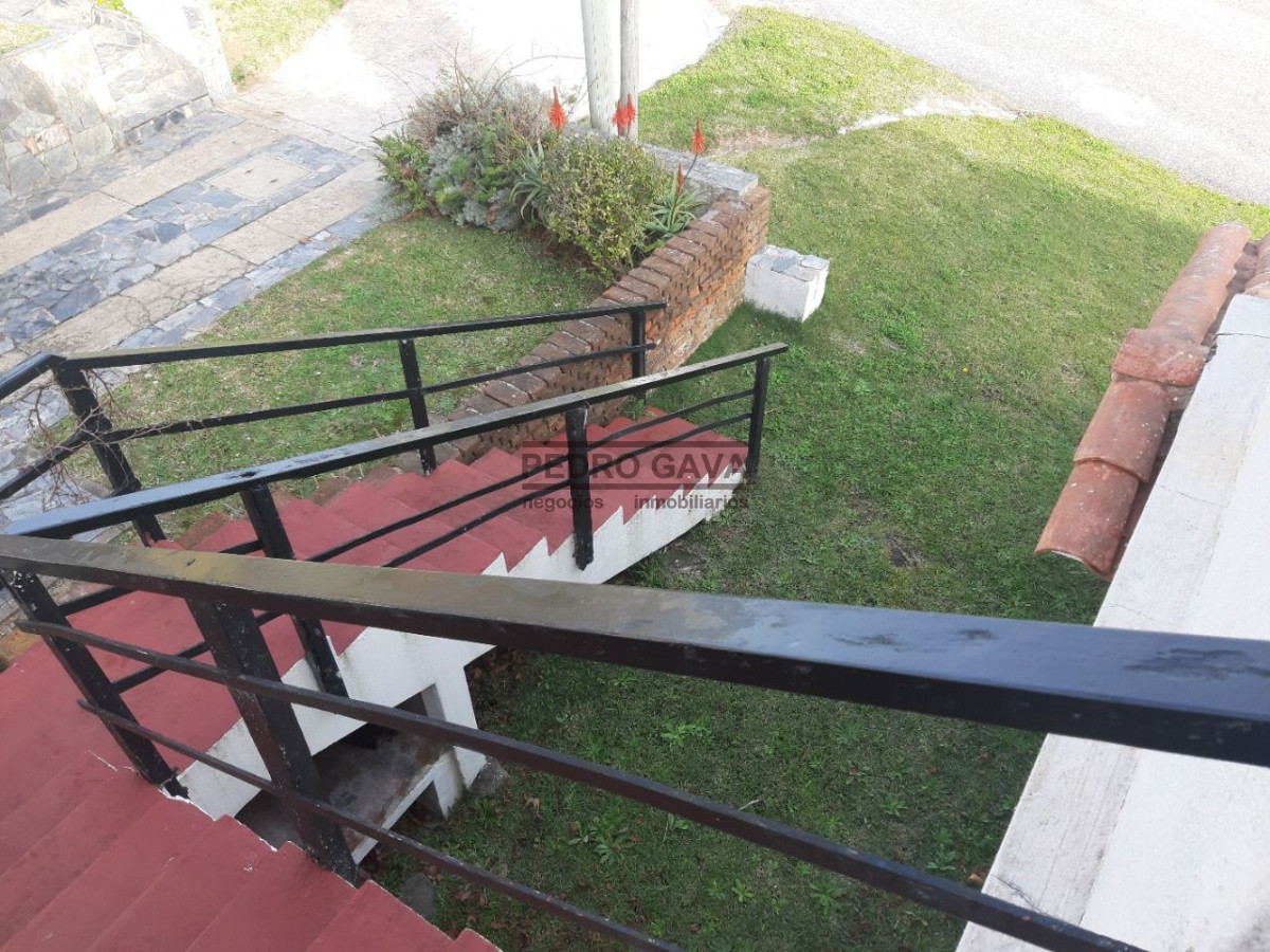 Casa ID.55 - Chalet de época a la venta sobre el pasaje superior Piria, hermosas vistas
