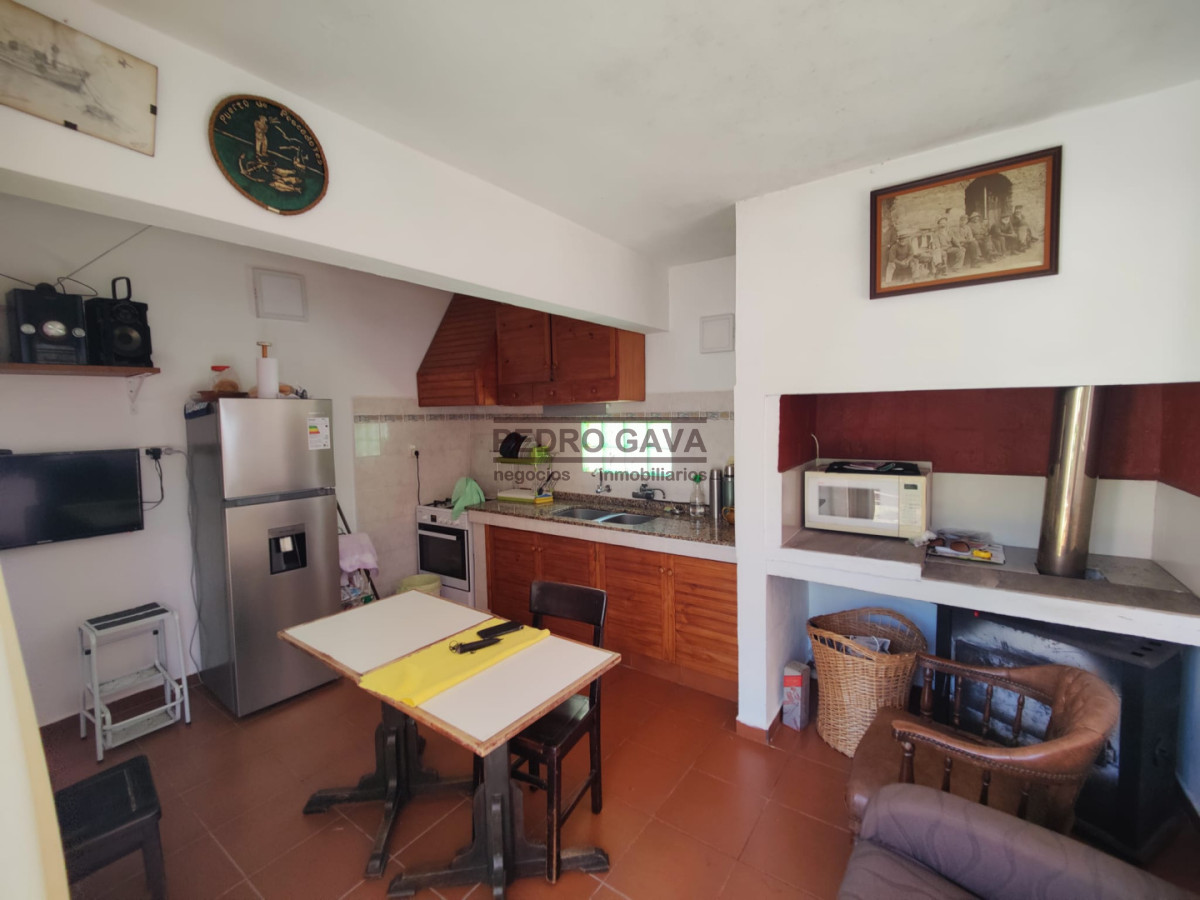 Casa ID.341 - Propiedad en venta con excelente ubicación comercial - A 30 metros de la Rambla