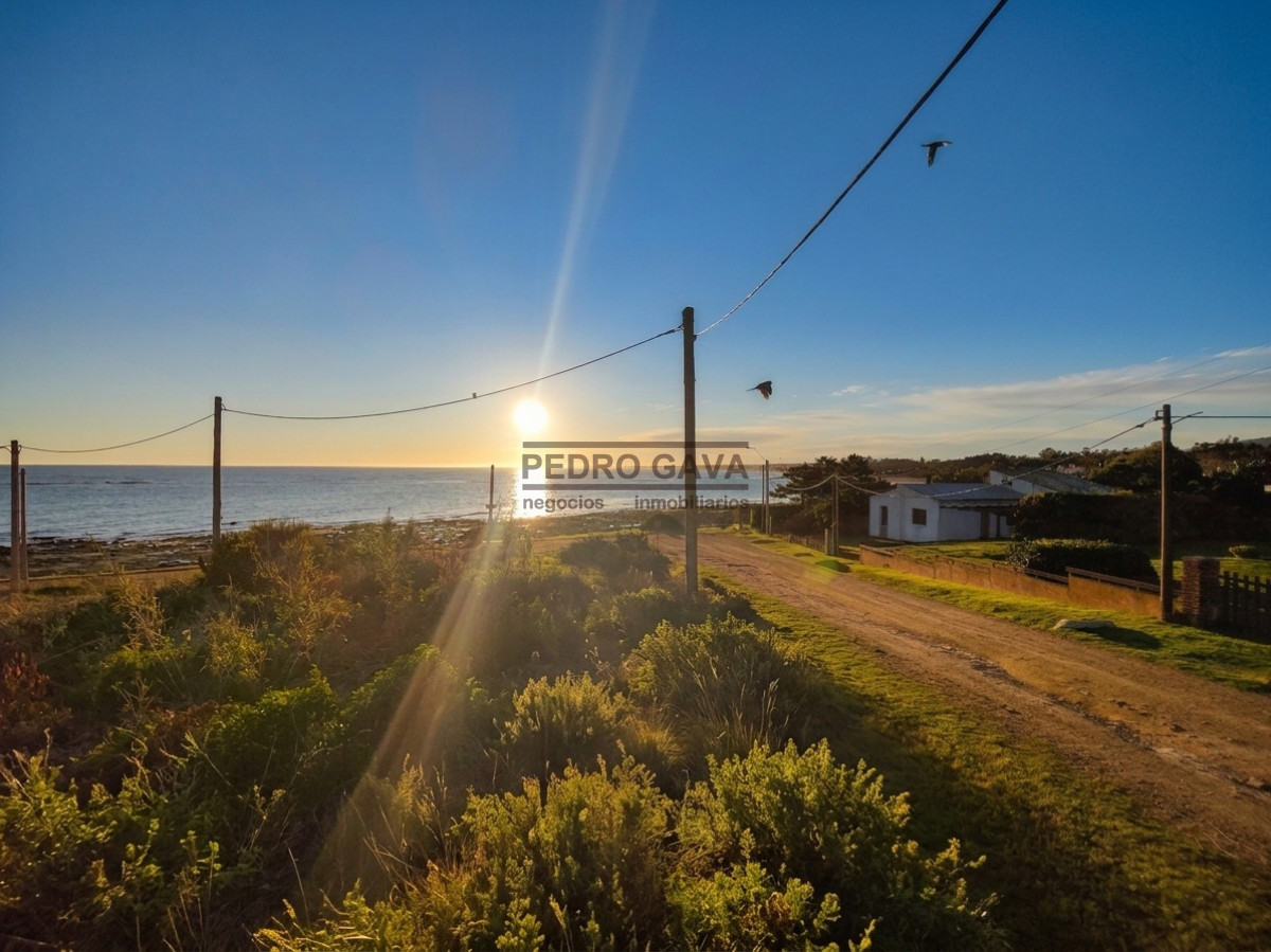 Casa ID.371 - Playa Verde a pasos del mar | Casa con amplio terreno, vista y posibilidades de desarrollo