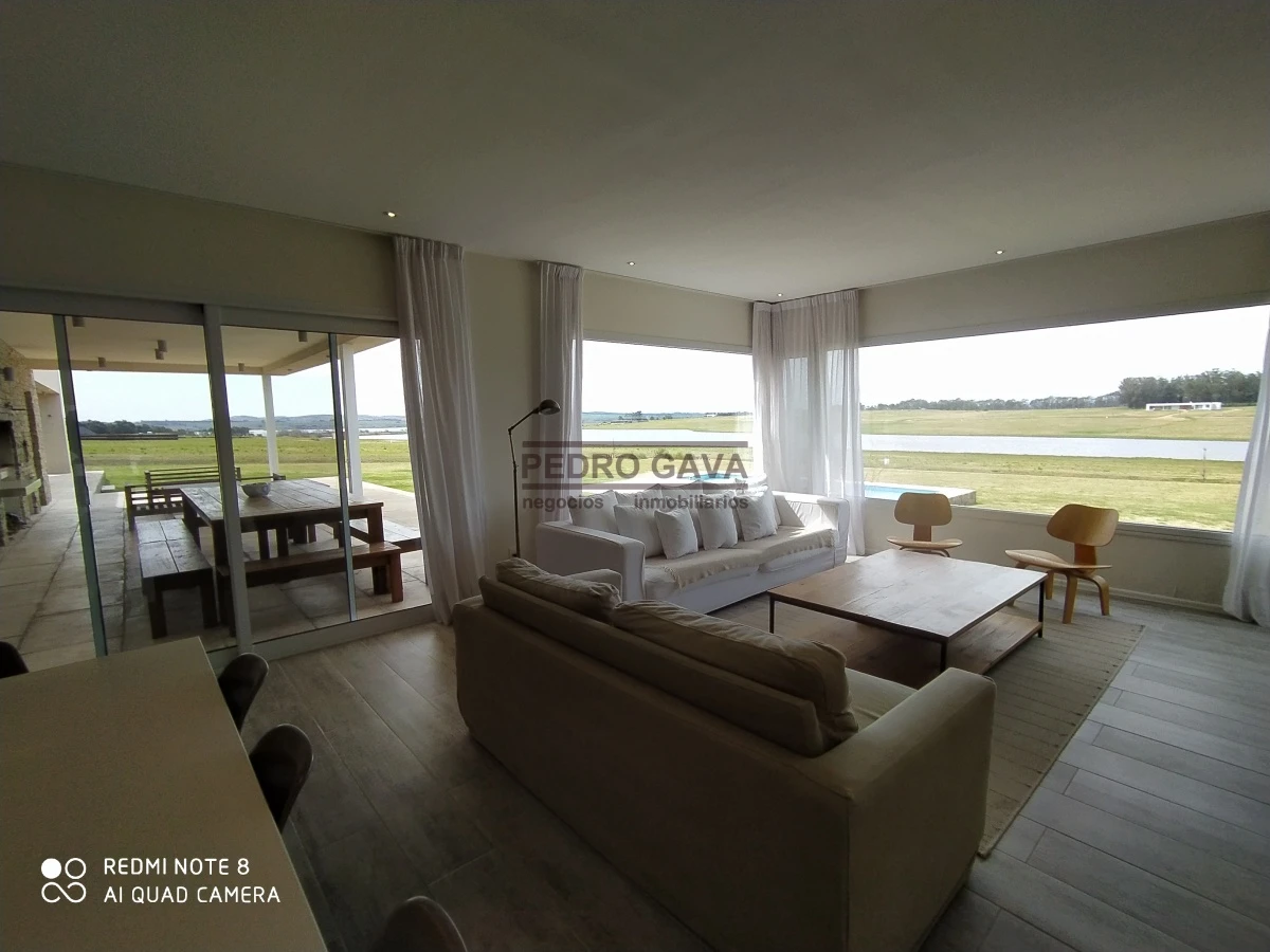 Casa ID.50 - Casa en venta en Laguna de los Cisnes muy próximo a Piriapolis y Punta del Este