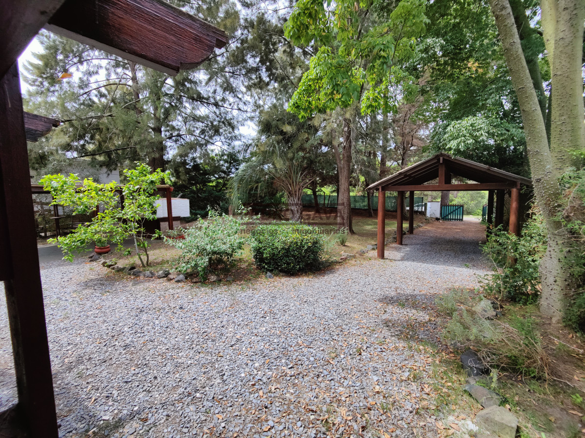 Casa ID.301 - Tranquilidad y espacio , casa a la venta en Piriapolis, barrio Country