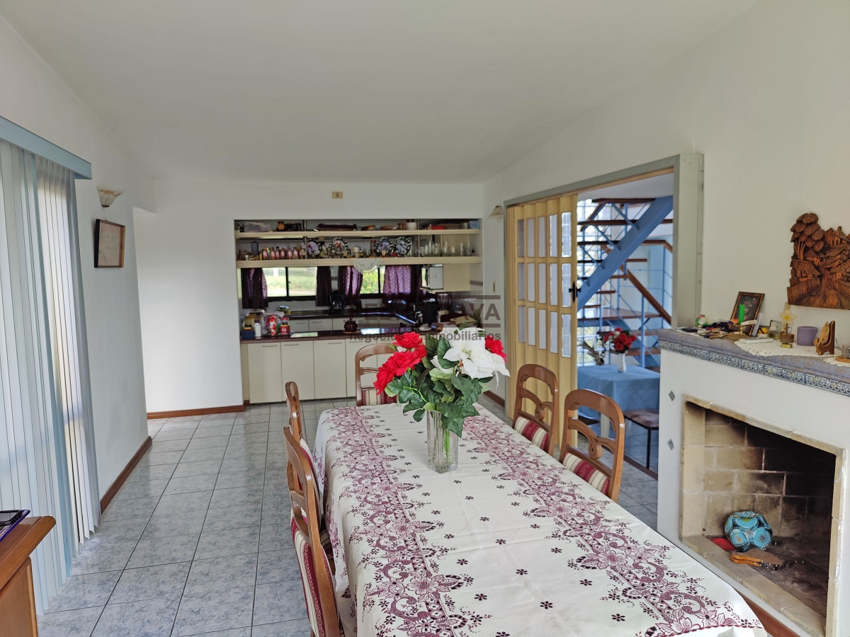Casa ID.230 - Tu lugar soñado en Piriápolis!! Casa a la venta frente al mar sobre la Rambla de Punta Fria.