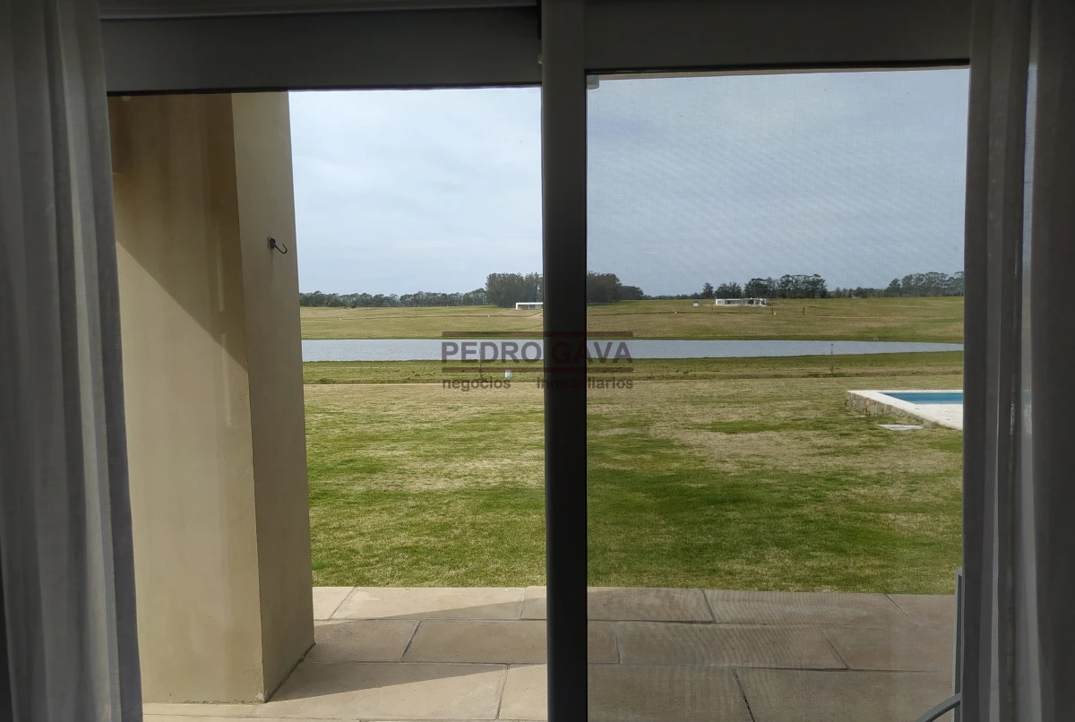 Casa ID.50 - Casa en venta en Laguna de los Cisnes muy próximo a Piriapolis y Punta del Este