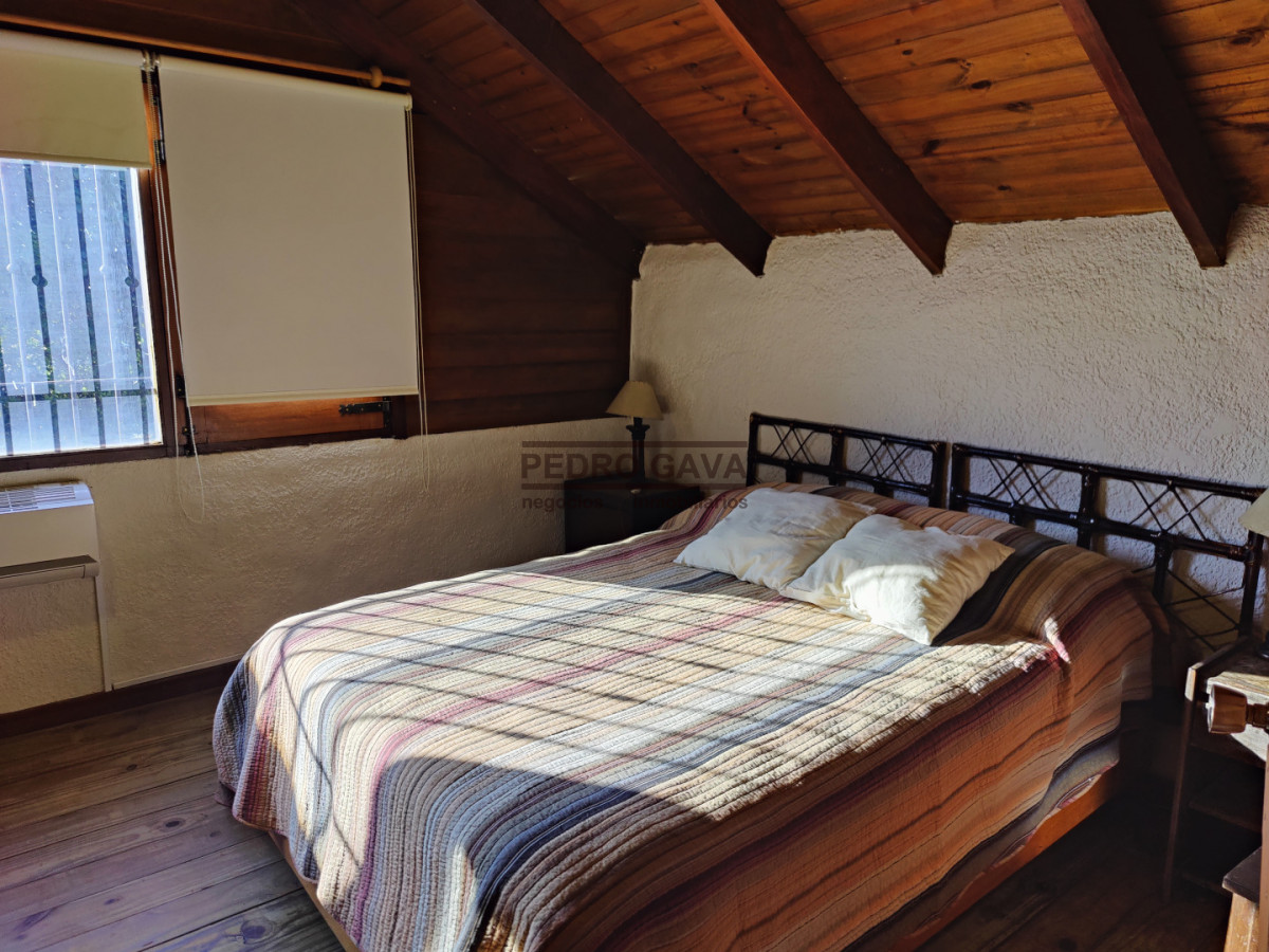 Casa ID.324 - Casa en venta en Playa Verde, Piriápolis - historia, calidez y ubicación a metros del mar