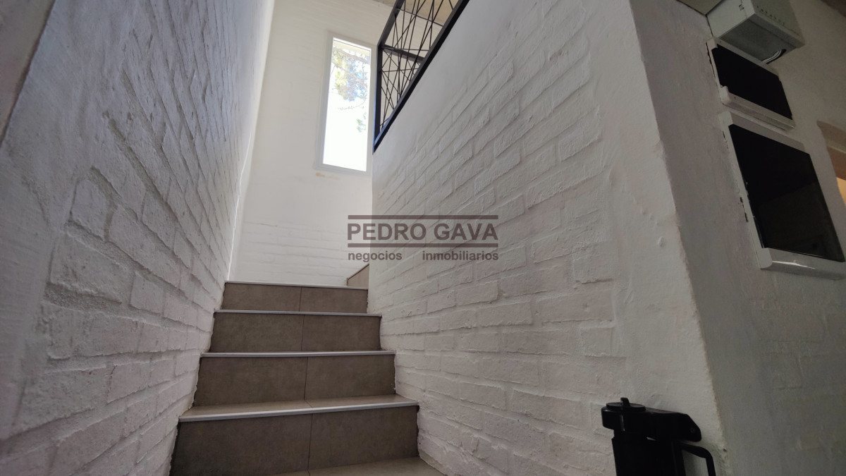 Casa ID.358 - Casa en venta en Punta Colorada, Piriápolis, entorno tranquilo y a pasos del mar