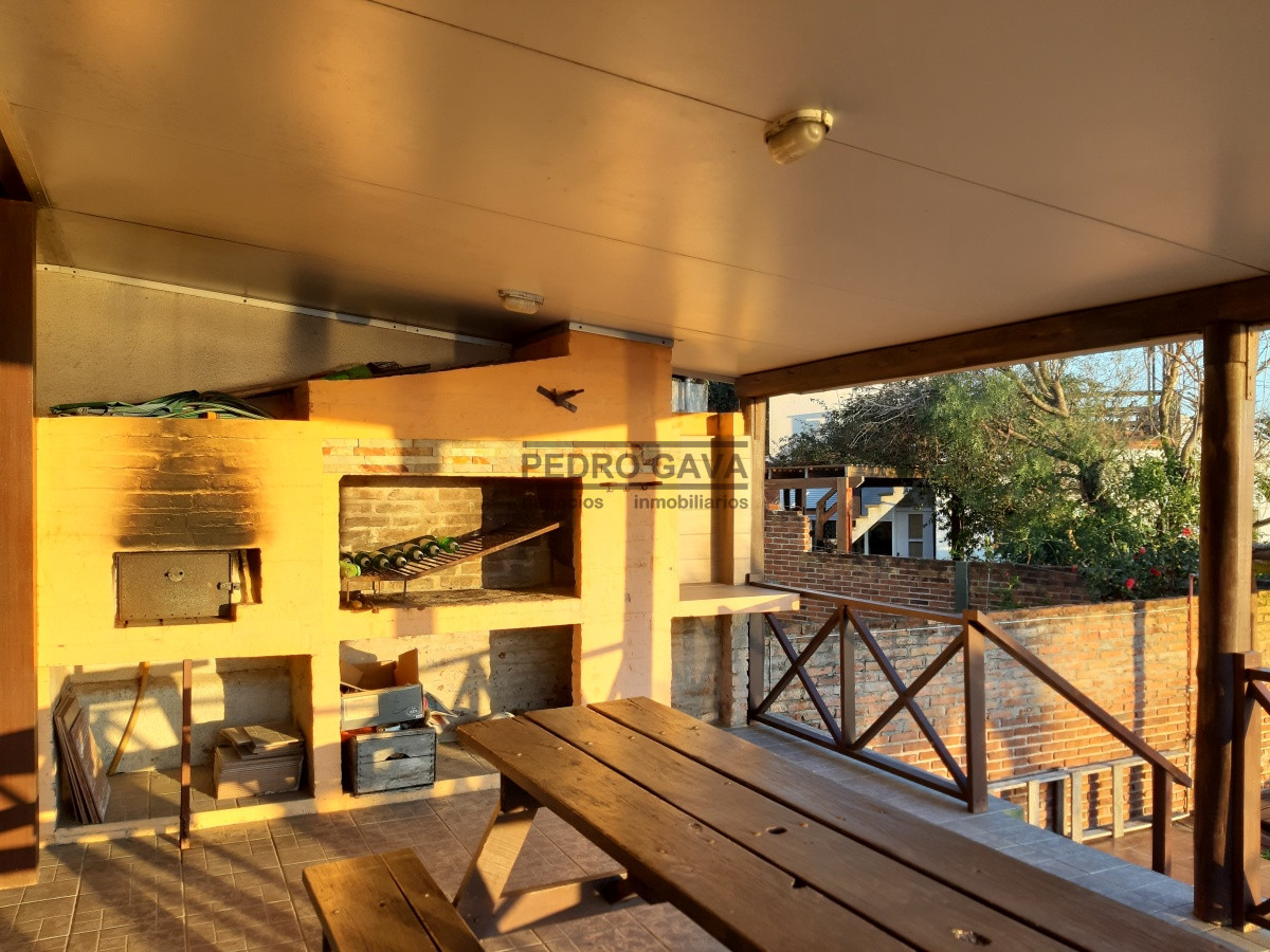 Casa ID.5 - Cabaña de madera en venta en Punta Fría, con hermosas vistas