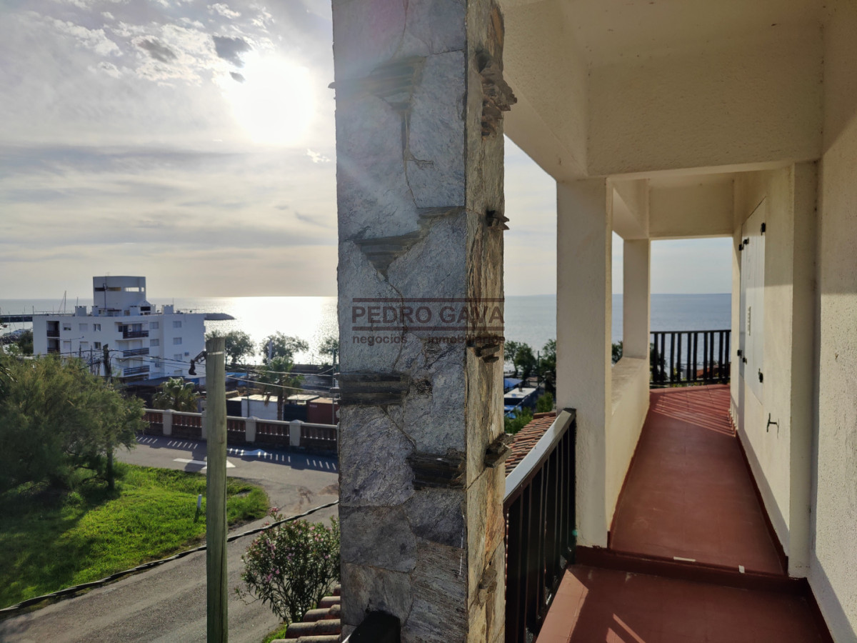 Casa ID.55 - Chalet con historia y vistas únicas - Piriápolis, falda del Cerro San Antonio