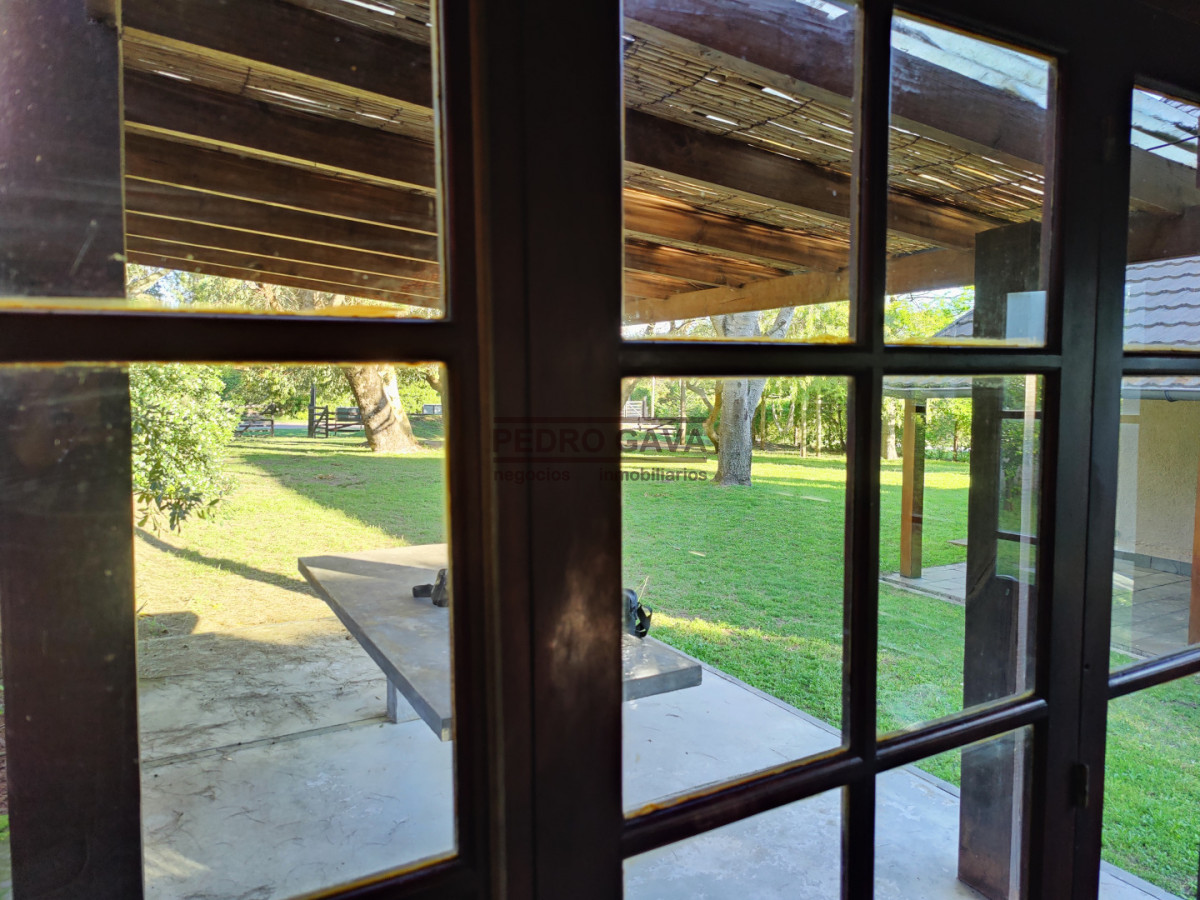 Casa ID.324 - Casa en venta en Playa Verde, Piriápolis - historia, calidez y ubicación a metros del mar