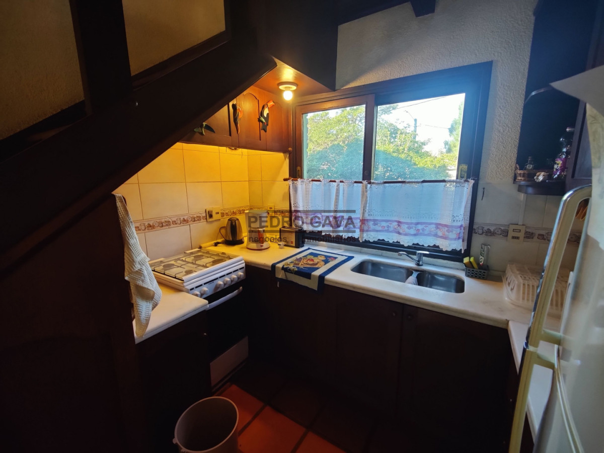 Casa ID.368 - Venta de casa con piscina y más de 3.000 m² de terreno en Balneario Bella Vista, Piriápolis