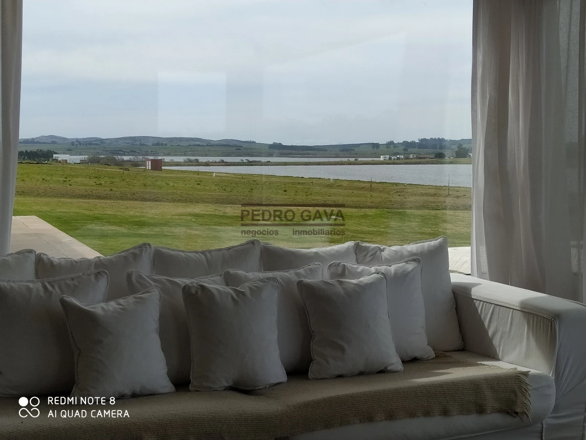 Casa ID.50 - Casa en venta en Laguna de los Cisnes muy próximo a Piriapolis y Punta del Este