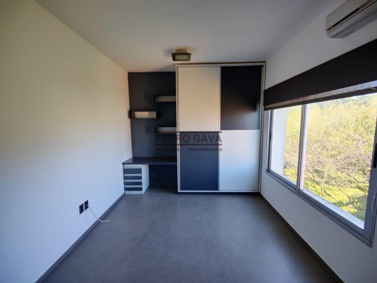 Casa ID.329 - Casa a la venta frente a Playa de los Lamas - luz, vistas y confort en cada ambiente