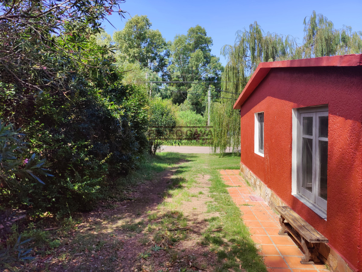 Casa ID.348 - Casa en venta en Playa Hermosa, Piriápolis, a 200 metros del mar