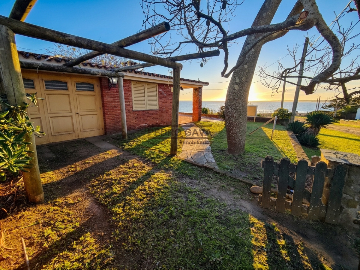 Casa ID.371 - Playa Verde a pasos del mar | Casa con amplio terreno, vista y posibilidades de desarrollo