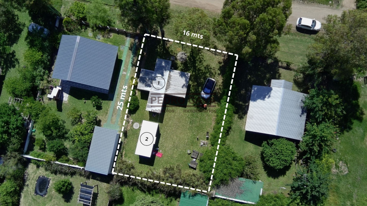 Casa ID.332 - Oportunidad imperdible en Playa Hermosa: dos unidades y gran potencial