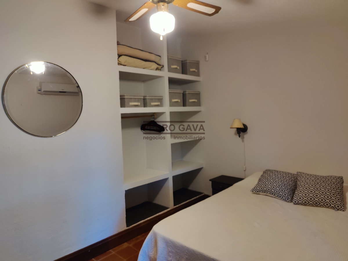 Casa ID.324 - Casa en venta en Playa Verde, Piriápolis - historia, calidez y ubicación a metros del mar