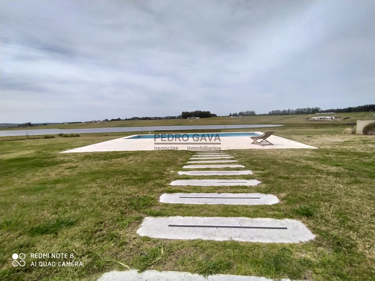 Casa ID.50 - Casa en venta en Laguna de los Cisnes muy próximo a Piriapolis y Punta del Este