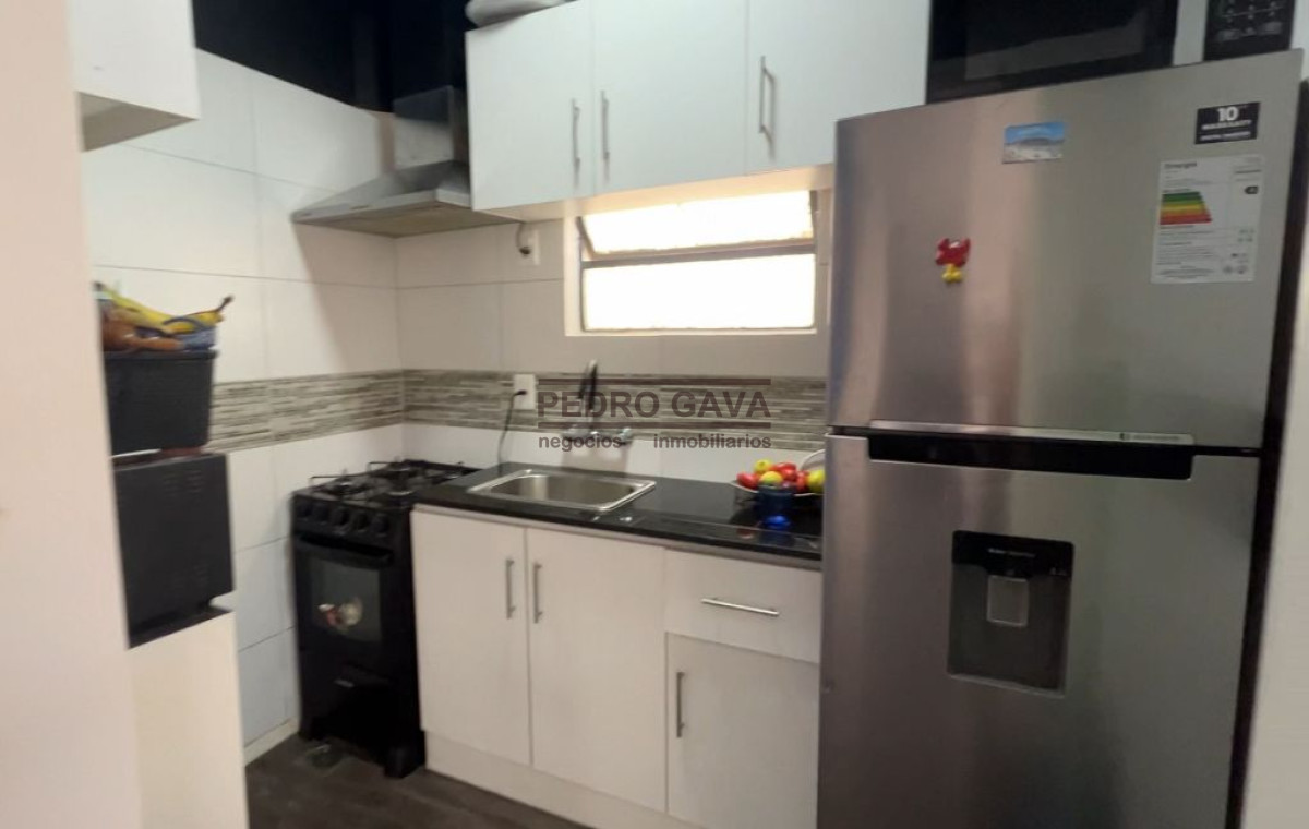 Casa ID.284 - Casa PH en Mercado Modelo