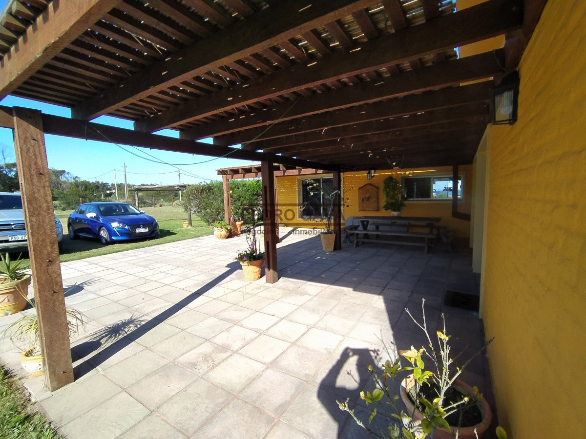 Casa ID.14 - Casa en venta en Punta Negra a metros del mar.-