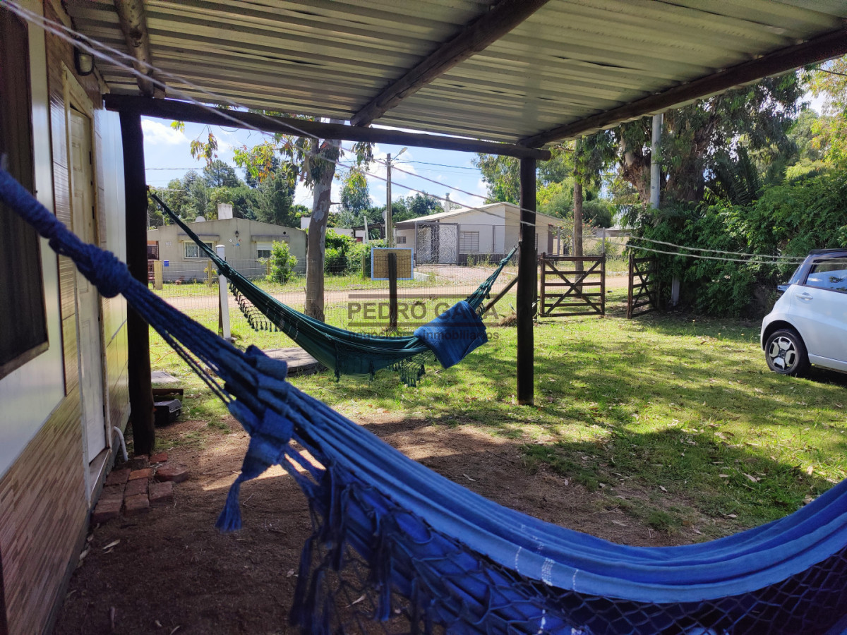 Casa ID.332 - Oportunidad imperdible en Playa Hermosa: dos unidades y gran potencial