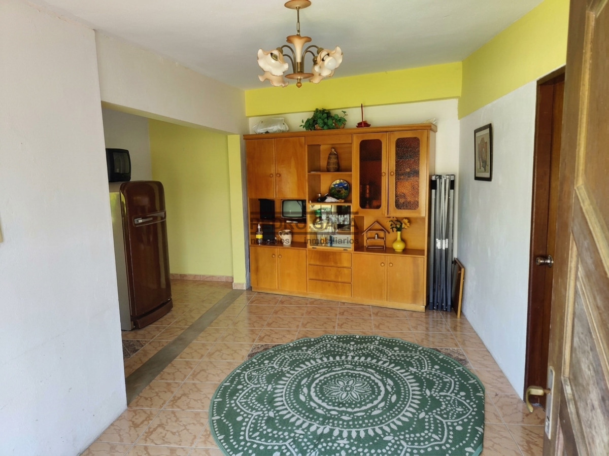 Casa ID.380 - Casa en venta en Barrio Los Ángeles, Piriápolis, a 50 metros de la Rambla
