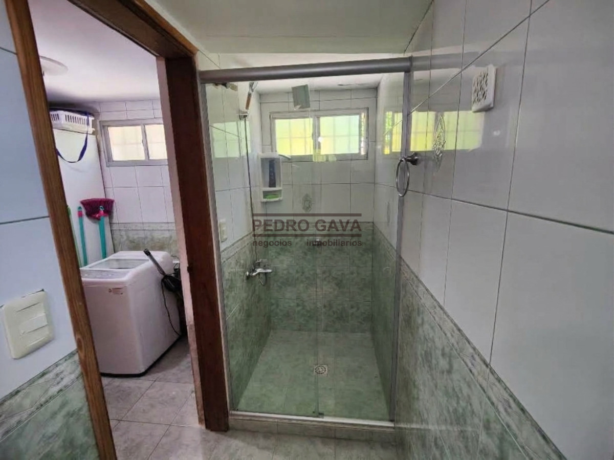 Casa ID.380 - Casa en venta en Barrio Los Ángeles, Piriápolis, a 50 metros de la Rambla