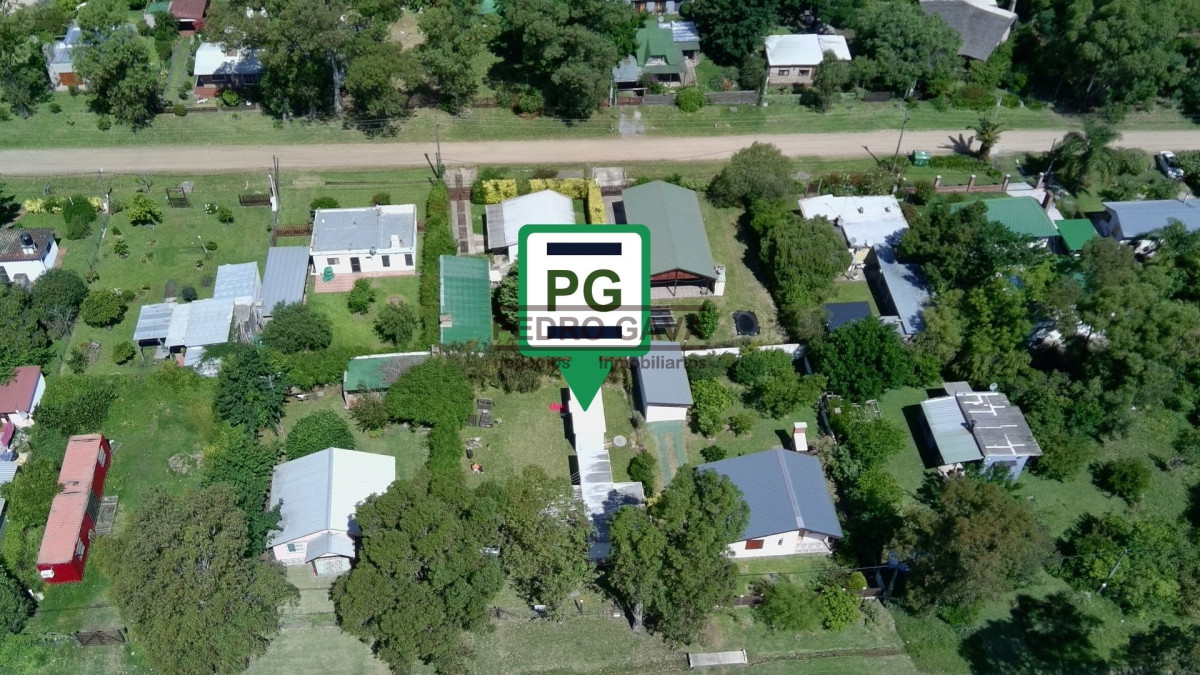 Casa ID.332 - Oportunidad imperdible en Playa Hermosa: dos unidades y gran potencial