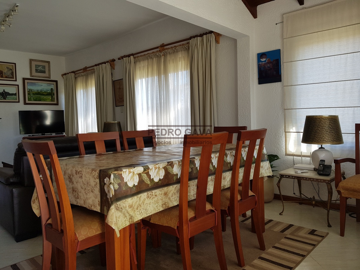 Casa ID.34 - Casa en venta en Piriapolis, en barrio Los Angeles, a metros del mar !!!