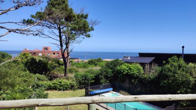 Casa ID.358 - Casa en venta en Punta Colorada, Piriápolis, entorno tranquilo y a pasos del mar