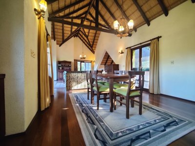 Casa ID.368 - Venta de casa con piscina y más de 3.000 m² de terreno en Balneario Bella Vista, Piriápolis