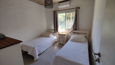 Casa ID.358 - Casa en venta en Punta Colorada, Piriápolis, entorno tranquilo y a pasos del mar