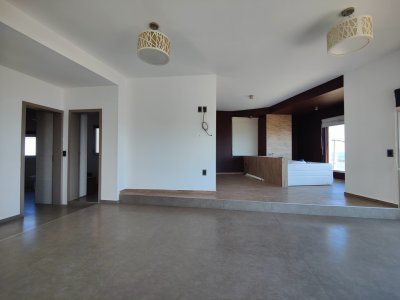 Casa ID.329 - Casa a la venta frente a Playa de los Lamas - luz, vistas y confort en cada ambiente