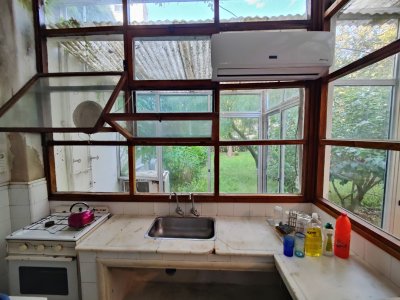 Casa ID.231 - ! Oportunidad en Piriapolis, local con vivienda sobre calle Tucuman !