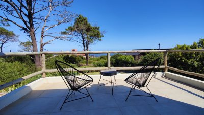 Casa ID.358 - Casa en venta en Punta Colorada, Piriápolis, entorno tranquilo y a pasos del mar