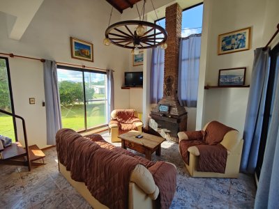 Casa ID.352 - Casa en Punta Negra a 150 m del mar, con quincho independiente y piscina