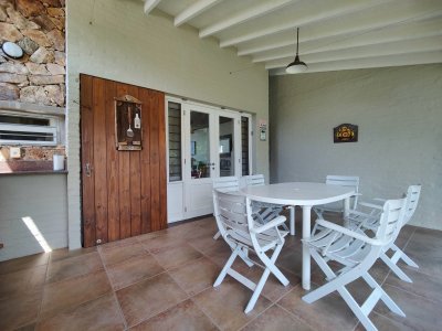Casa ID.7 - Hermosa casa a la venta en Punta Fría, muy próxima al mar y Playa de San Francisco