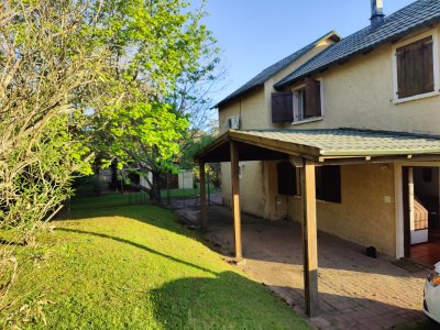 Casa ID.322 - Casa en venta en Playa Verde, Piriápolis a metros del mar !!