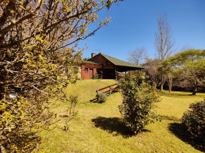 Casa ID.194 - Entre sierras y mar, Chalet de calidad a la venta en Balneario Bella Vista, Piriapolis.