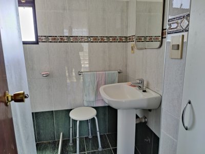 Casa ID.230 - Tu lugar soñado en Piriápolis!! Casa a la venta frente al mar sobre la Rambla de Punta Fria.