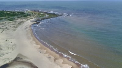 Casa ID.359 - Casa en venta en Punta Colorada, Piriápolis, 3 dormitorios en una planta, con piscina climatizada