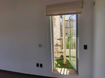 Casa ID.329 - Casa a la venta frente a Playa de los Lamas - luz, vistas y confort en cada ambiente
